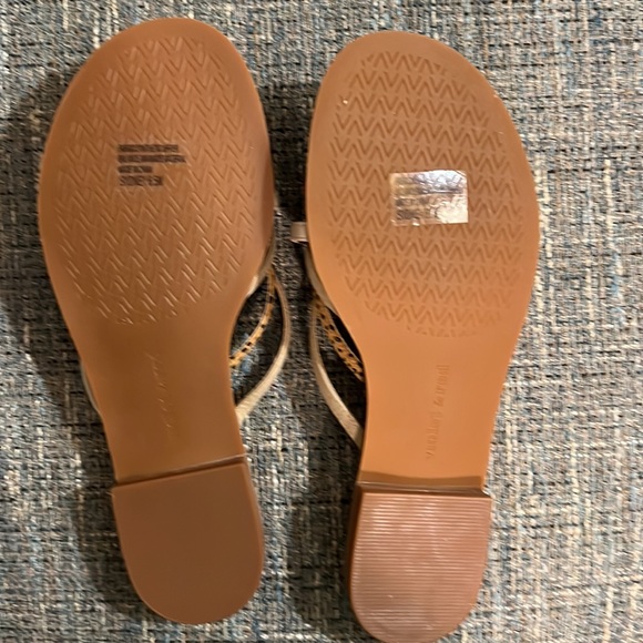 Violet and Red sandals - Picture 2 of 4